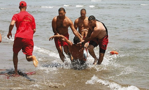 الحماية المدنية تدعو للتقيّد بالتدابير الوقائية: وفاة 27 شخصا غرقا في الشواطئ منذ الفاتح جوان