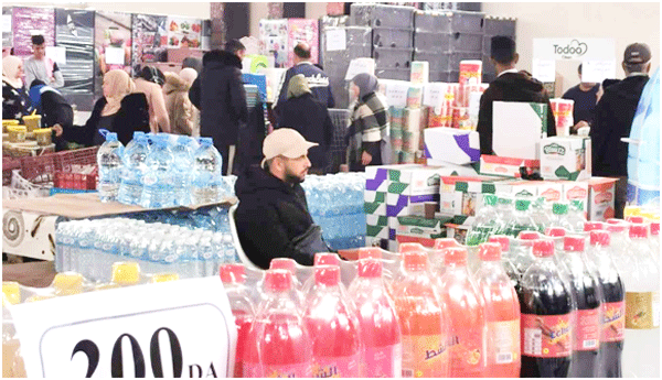 فيما سجلت فيه وفرة في السلع واستقرار في الأسعـار: فتـح 9 أسـواق جواريـة تحسـبا لشهـر رمضـان بالطـارف