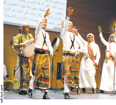 احتضنتها قاعة العروض أحمد باي